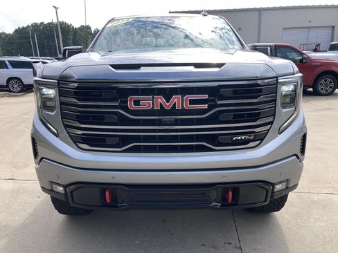 Certified 2024 GMC Sierra 1500 AT4 w/ Technology Package AWD/4WD image 2