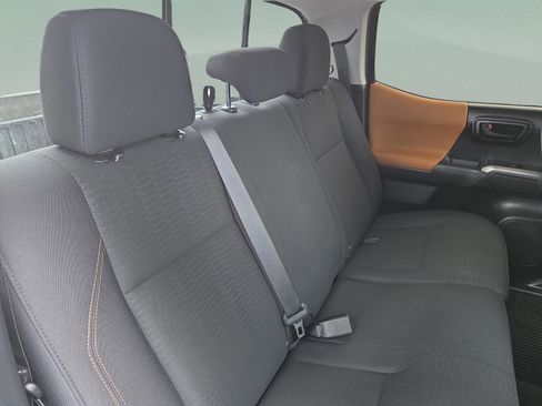 Used 2019 Toyota Tacoma SR5 image 28