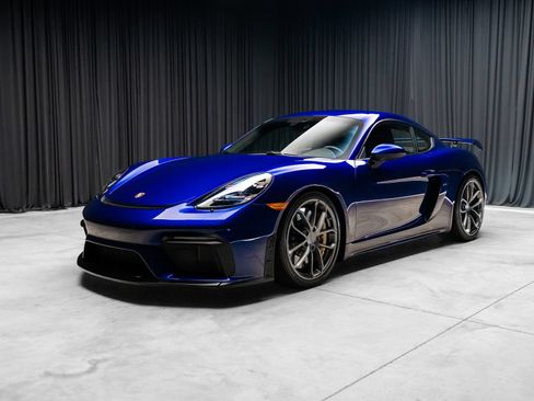 Used 2021 Porsche 718 Cayman GT4 RWD image 20