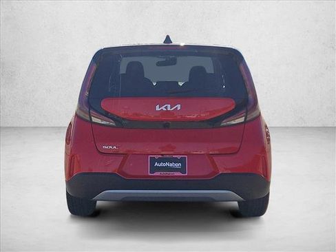 Used 2024 Kia Soul LX w/ Option Group 015 FWD image 13
