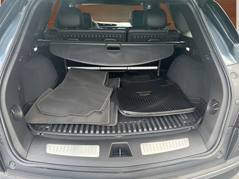 Used 2021 Cadillac XT5 Premium Luxury image 9