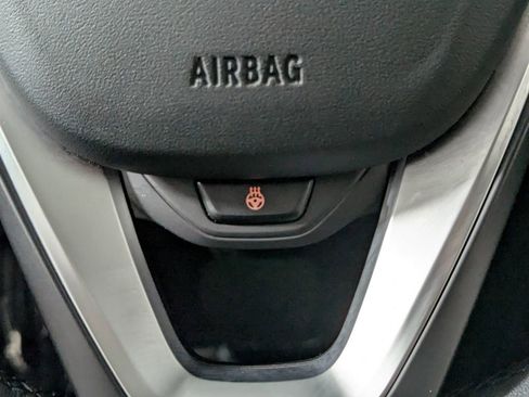 Used 2023 BMW 230i xDrive Coupe w/ Convenience Package image 22