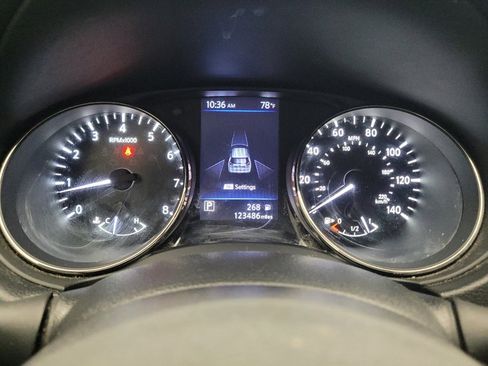 Used 2019 Nissan Rogue SV FWD image 23