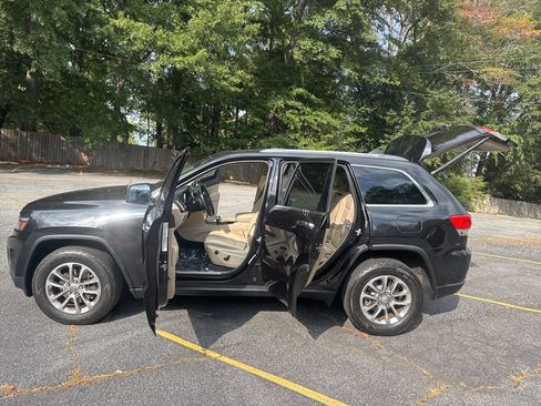 Used 2015 Jeep Grand Cherokee Limited w/ Luxury Group II image 27