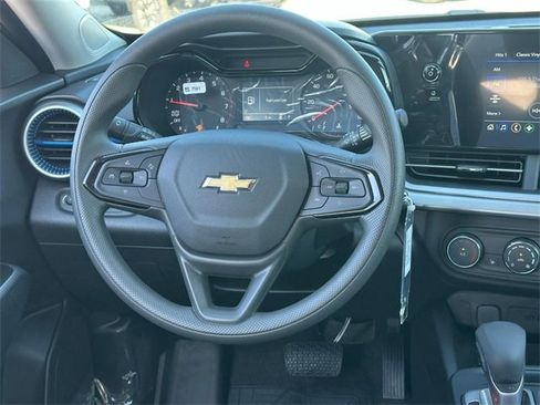 New 2026 Chevrolet Trax LS image 6