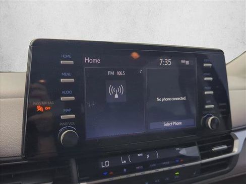 Certified 2021 Toyota Sienna XLE FWD image 18