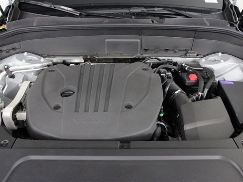 New 2026 Volvo XC90 B5 Plus image 12