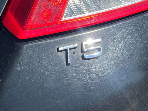 Used 2011 Volvo C30 T5 w/ Preferred Pkg image 12