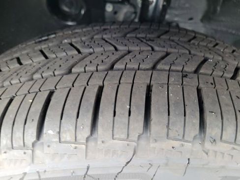 New 2026 Nissan Kicks SR w/ Cold Weather Package image 12