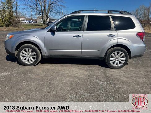 Used 2013 Subaru Forester 2.5X Premium w/ All-Weather Plus Pkg AWD/4WD image 11