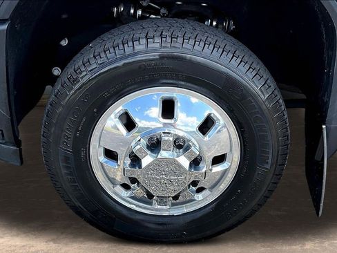 Used 2024 GMC Sierra 3500 Denali w/ Denali Reserve Package AWD/4WD image 37