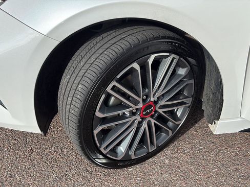 Used 2023 Kia Forte GT w/ GT2 Package image 8