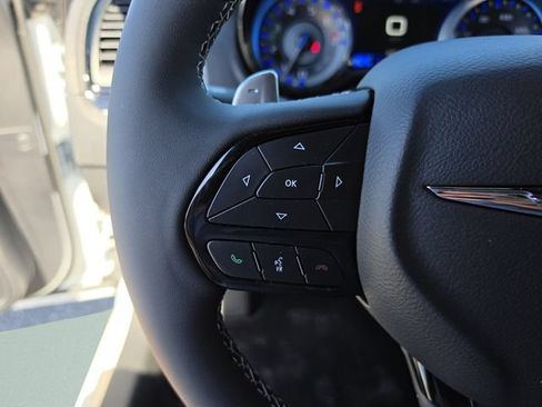 Used 2023 Chrysler 300 S w/ Comfort Group RWD image 33