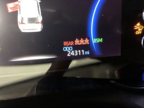 Used 2024 Toyota RAV4 LE image 19