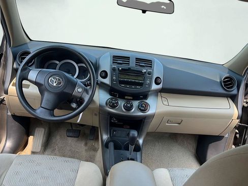 Used 2011 Toyota RAV4 4WD w/ Base L4 Extra Value Pkg image 24