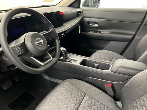 New 2026 Nissan Kicks SV w/ Cold Weather Package AWD/4WD image 15