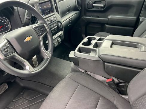 Used 2022 Chevrolet Silverado 1500 Custom w/ Safety Confidence Package RWD image 10