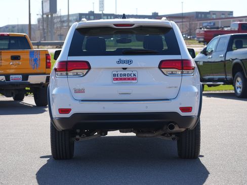Used 2021 Jeep Grand Cherokee Limited AWD/4WD image 4