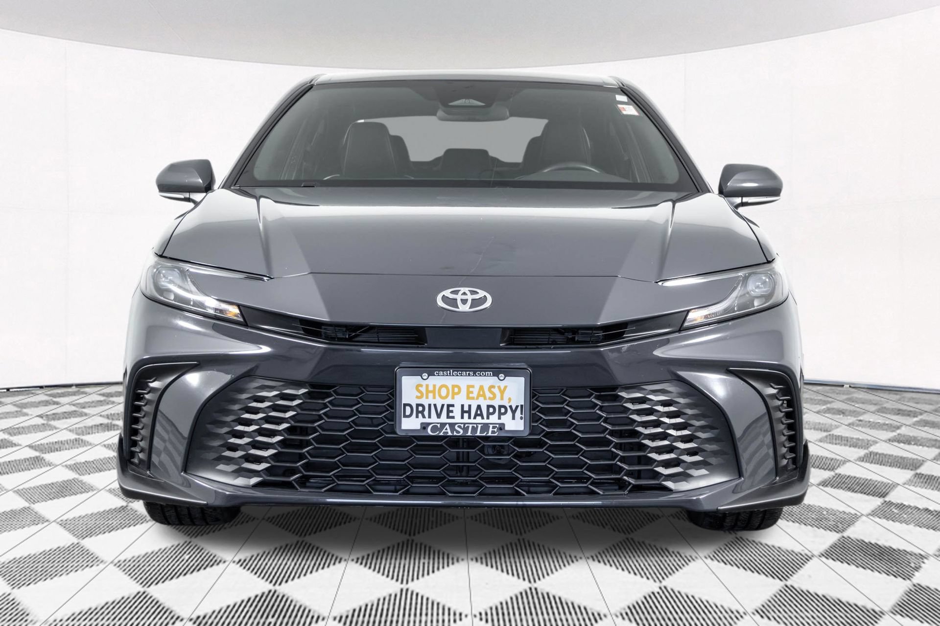 Used 2025 Toyota Camry SE AWD/4WD image 11
