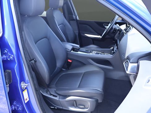 Used 2018 Jaguar F-PACE Premium AWD/4WD image 22