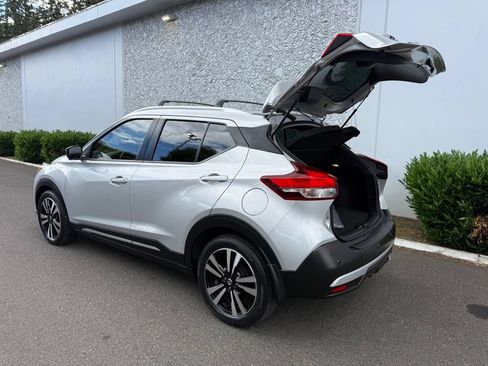 Certified 2020 Nissan Kicks SR w/ SR Premium Package FWD image 12