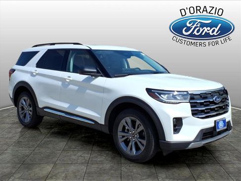 Used 2025 Ford Explorer Active w/ Active Comfort Package AWD/4WD image 1