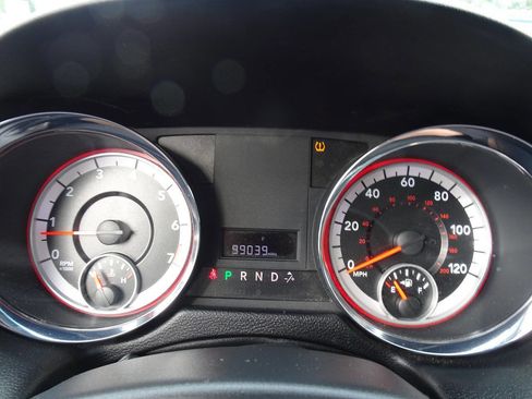 Used 2011 Dodge Grand Caravan Express image 27