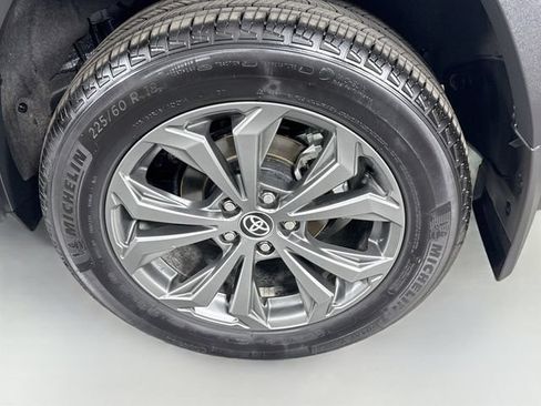 Certified 2024 Toyota RAV4 XLE Premium AWD/4WD image 32
