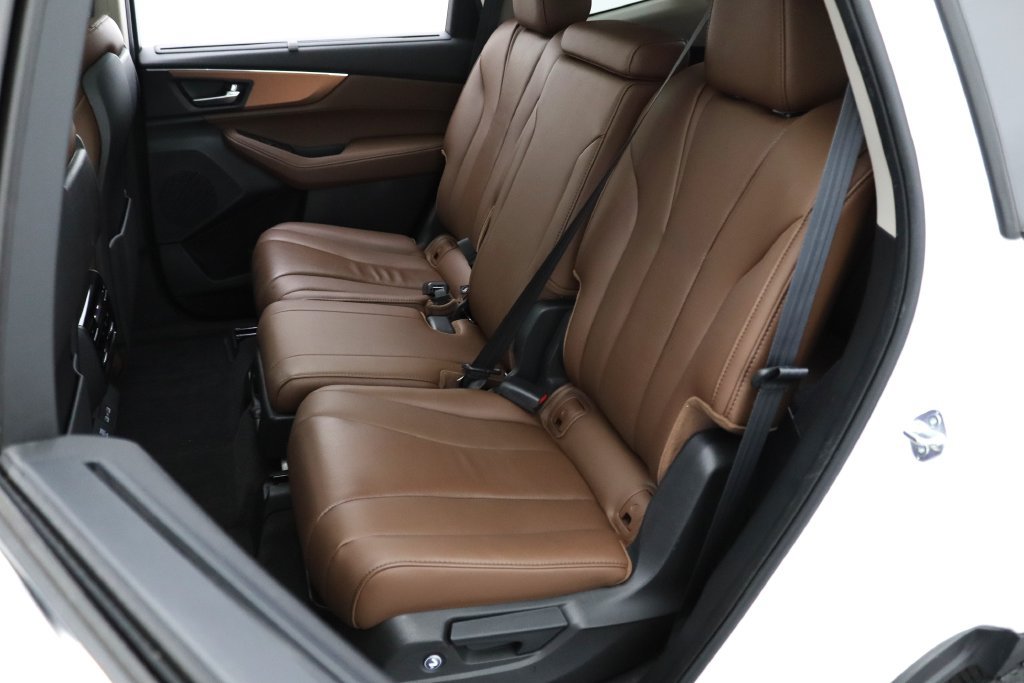 Used 2024 Acura MDX w/ Technology Package AWD/4WD image 10