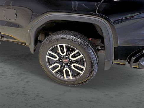 Used 2026 GMC Sierra 1500 AT4 w/ AT4 Premium Package AWD/4WD image 11