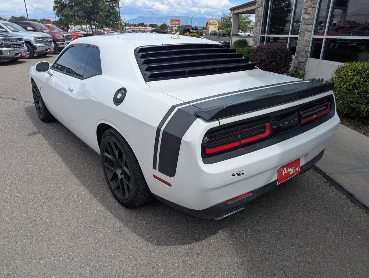 Used 2016 Dodge Challenger R/T Scat Pack RWD image 3