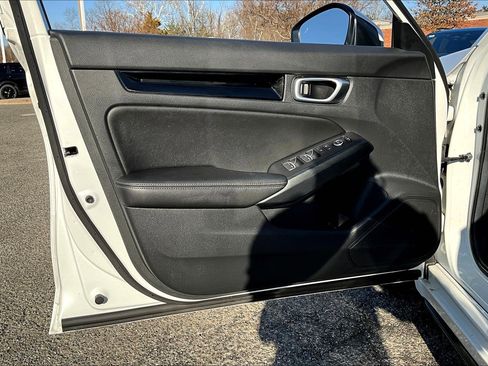 Used 2024 Honda Civic EX-L image 18