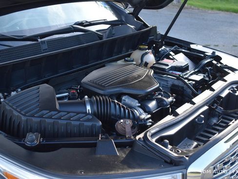 Used 2017 GMC Acadia Denali w/ Technology Package image 38