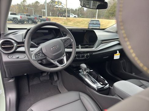 New 2026 Chevrolet Trax ACTIV w/ Sunroof Package image 20