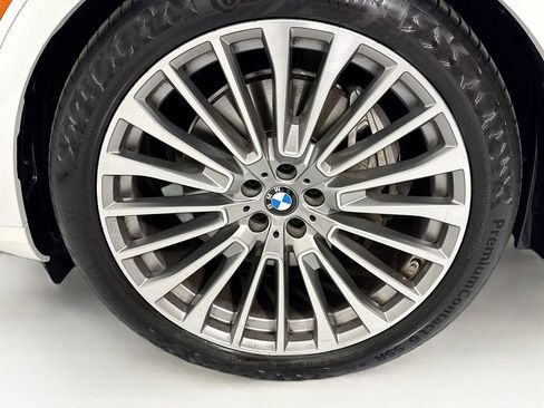 Used 2024 BMW X7 xDrive40i w/ Premium Package AWD/4WD image 31
