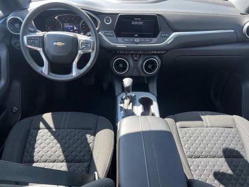Used 2021 Chevrolet Blazer LT FWD image 15