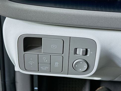 Used 2023 Hyundai Ioniq 6 SEL image 17