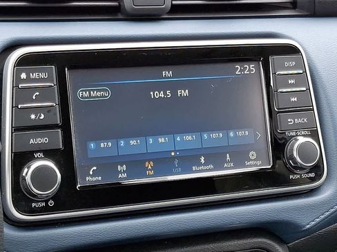Used 2025 Nissan Versa SV FWD image 16