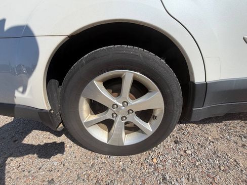 Used 2013 Subaru Outback 2.5i Limited w/ Moonroof Pkg AWD/4WD image 15