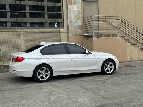 Used 2013 BMW 320i xDrive Sedan image 8
