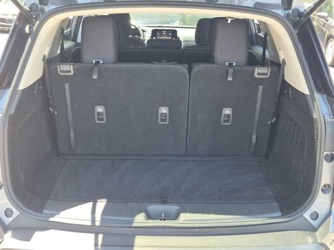 Used 2024 Nissan Pathfinder S FWD image 24