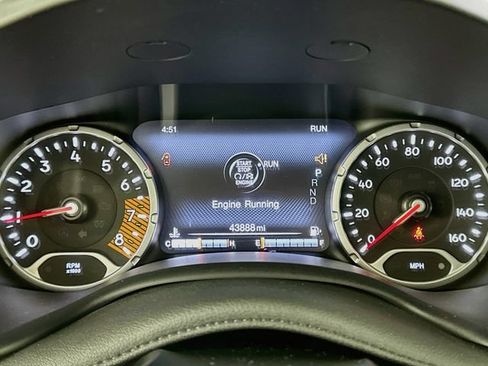 Used 2023 Jeep Renegade Trailhawk w/ Sun/Sound Group AWD/4WD image 18