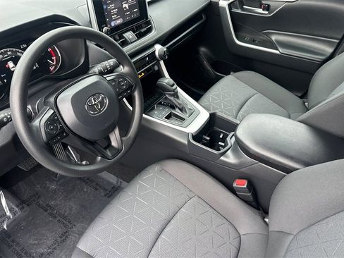 Used 2025 Toyota RAV4 XLE image 10
