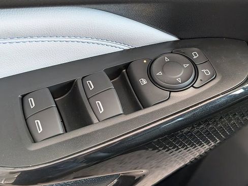 New 2026 Chevrolet Trax LT w/ Midnight Edition FWD image 18