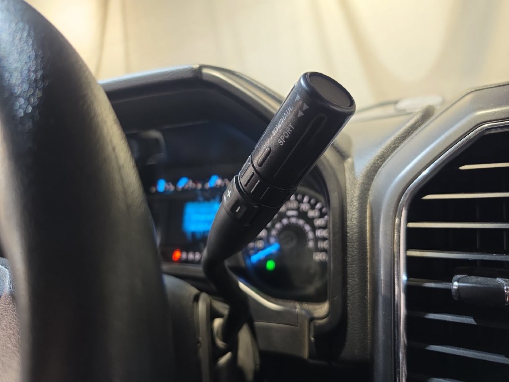 Used 2016 Ford F150 XLT AWD/4WD image 20