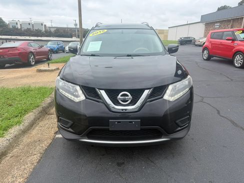 Used 2015 Nissan Rogue SV FWD image 2
