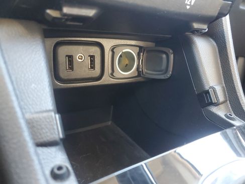 Used 2022 Buick Encore Preferred w/ Safety Package image 30