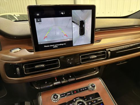 Used 2021 Lincoln Aviator Grand Touring w/ Elements Package Plus image 20