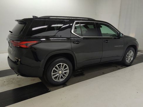 Used 2023 Chevrolet Traverse LT image 10