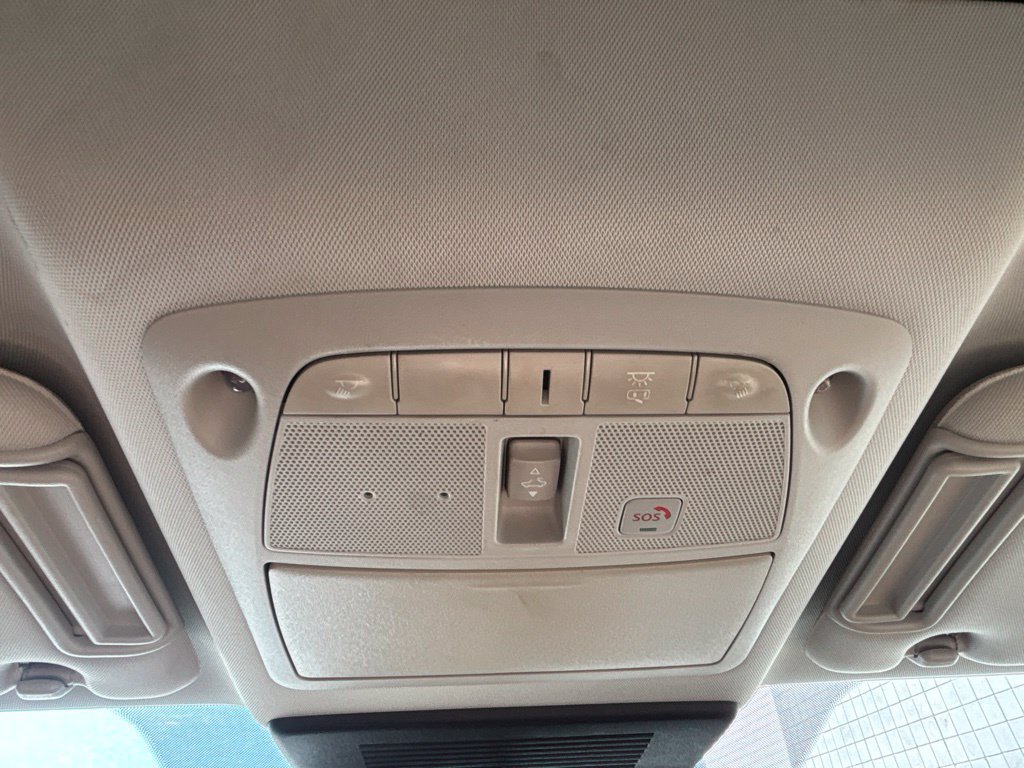 Used 2021 Nissan Armada Platinum w/ Captain's Chairs Package RWD image 19